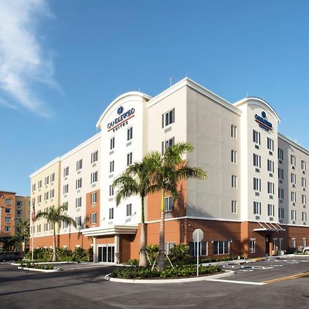 Candlewood Suites - Miami Exec Airport - Kendall By Ihg Country Walk Exterior foto